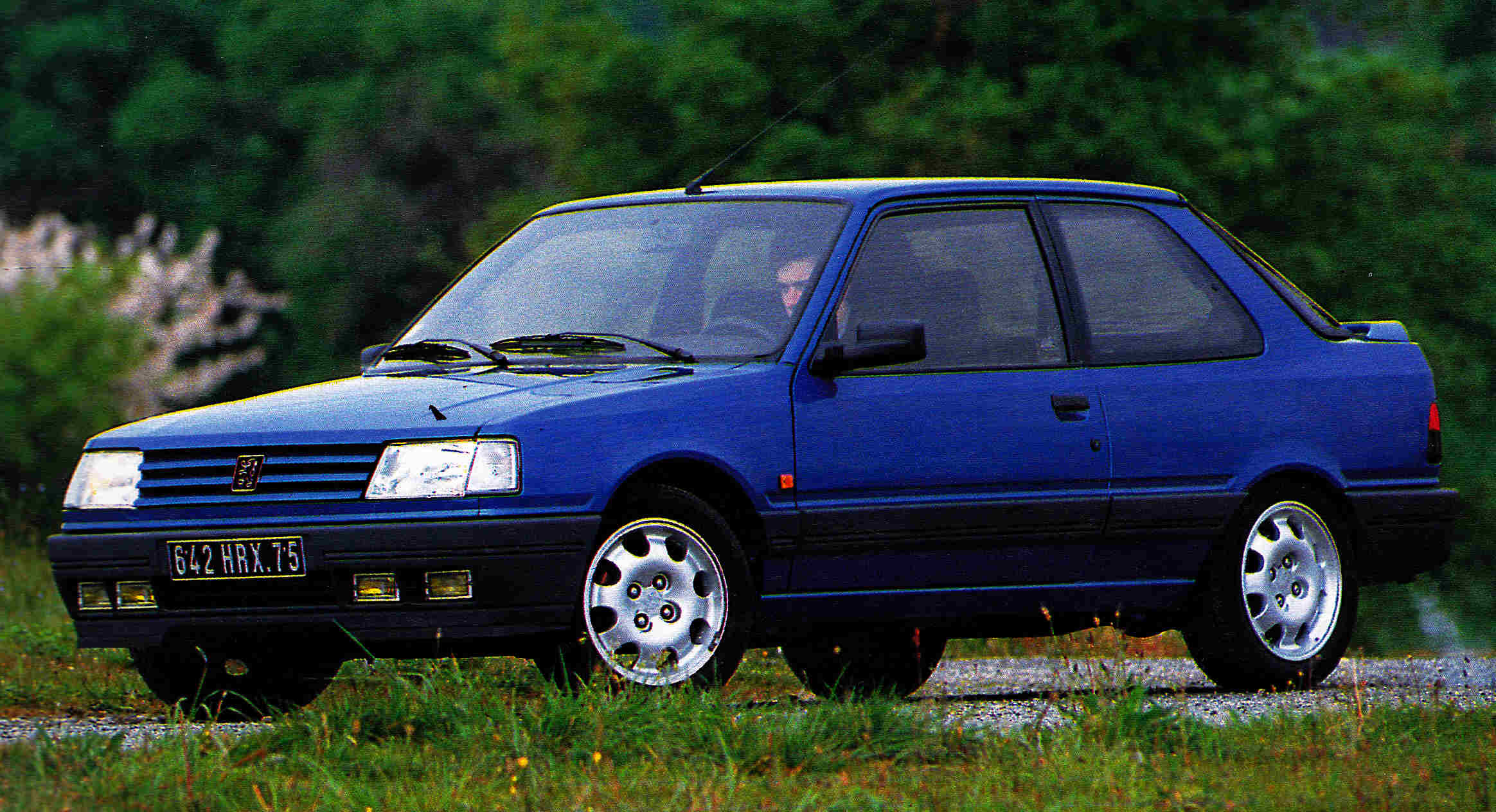 Un Essai De La Peugeot 309 GTI 16 En 1990