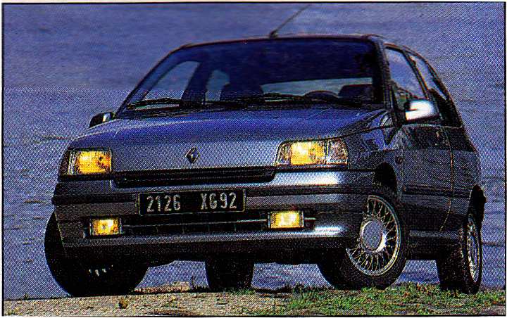 Renault Clio Baccara