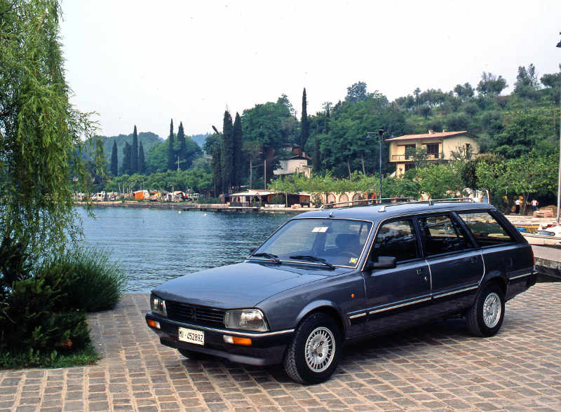 Peugeot 505 Break des annees 80