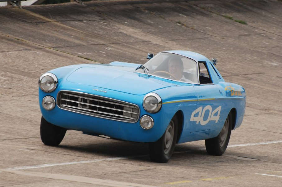 Peugeot 404 Diesel record Montlhery