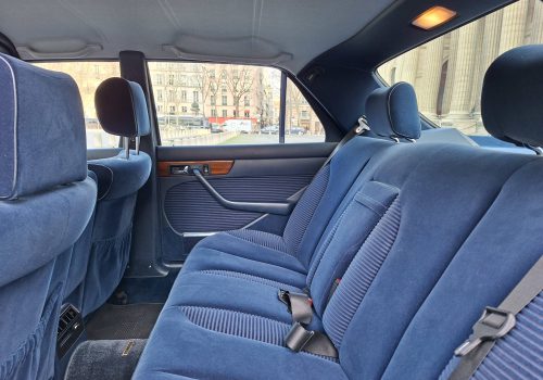 Mercedes 300 SE siege